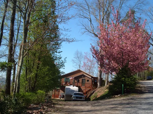 521 Mountain Top Dr, Murphy, NC 28906