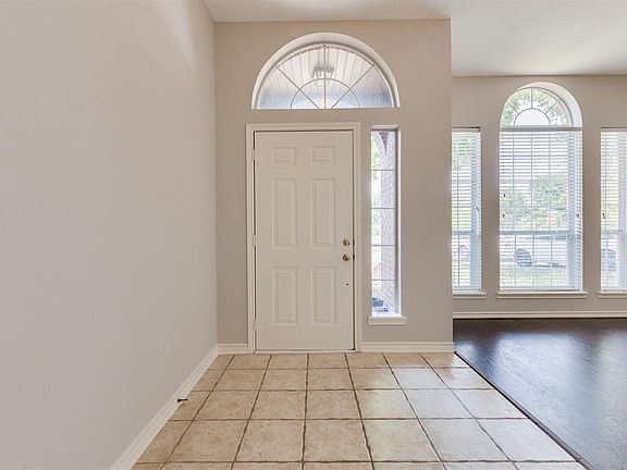3rd image of 10807 Moonlit Meadows Ct