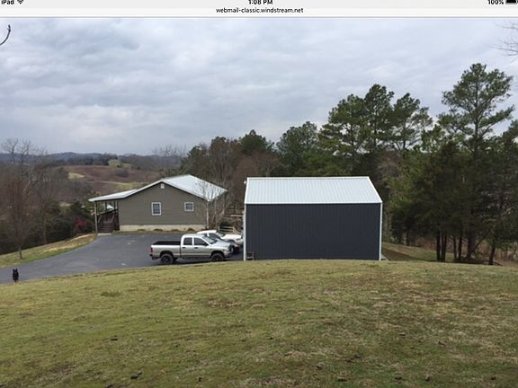 3rd image of 325 Abby Ln