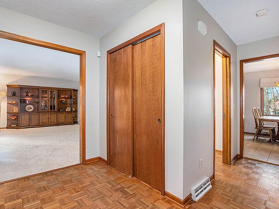 2nd image of 101 Minges Forest Ln