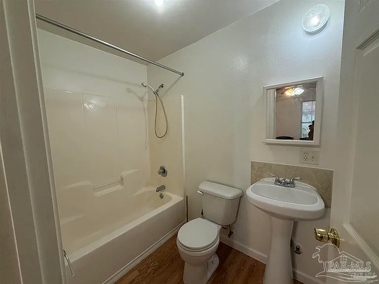 3002 W Brainerd St — Photo 10