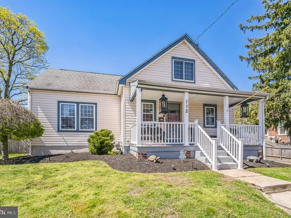 112 Bartram Ave, Essington, PA 19029