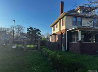 70 E Puritan St, Highland Park, MI 48203
