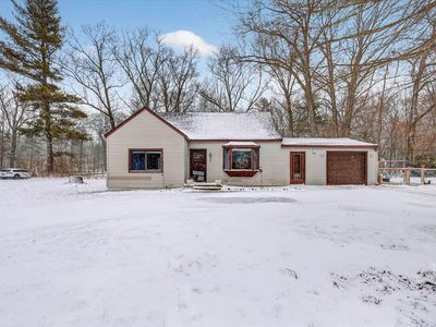 586 N Peterson Rd, Muskegon, MI, 49445