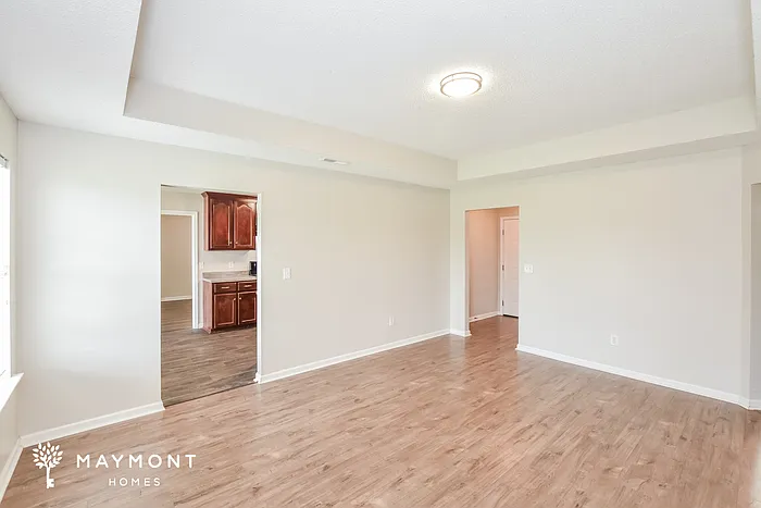 467 Shady Ln — Photo 4