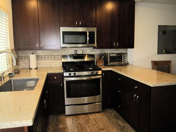 4th image of 1480 Torrey Pine Ct
