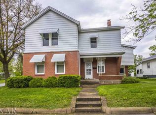 1313 W Chestnut St, Bloomington, IL 61701