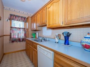 18 Everard St #2, Worcester, MA 01605
