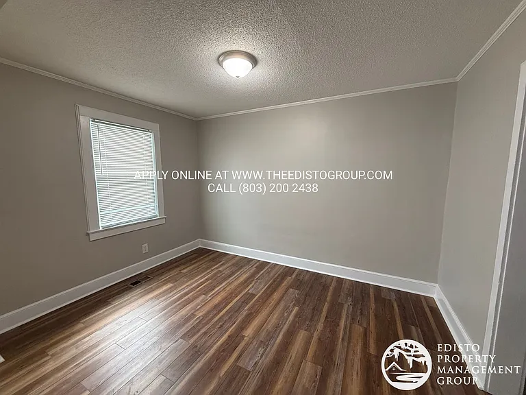 594 Dantzler St — Photo 3