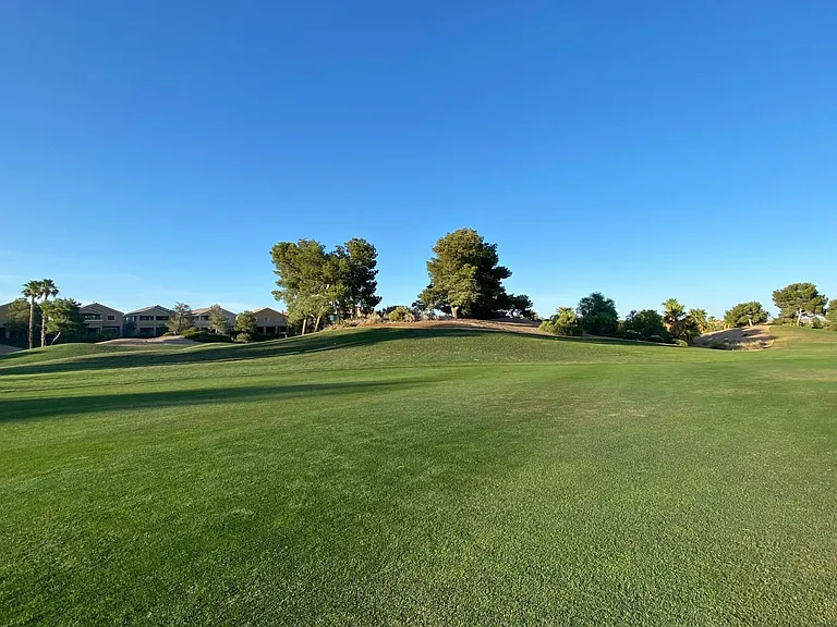 231 Cliff Valley Dr — Photo 36