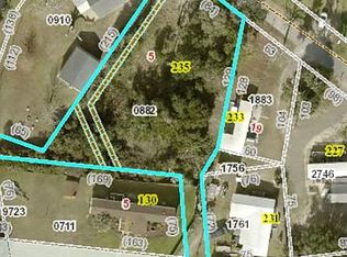 235 Shore Dr, Salter Path, NC 28512