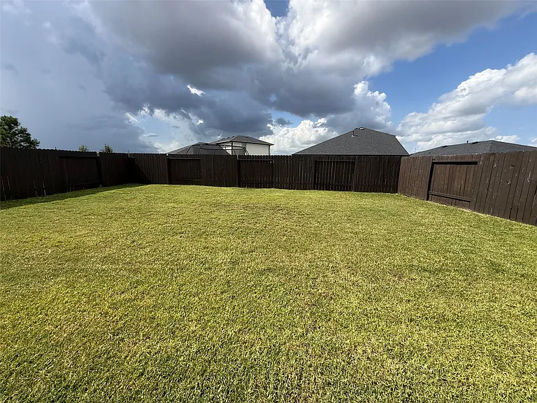 28934 Lupo River Ct — Photo 38