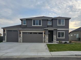 12006 Nottingham Dr, Pasco, WA