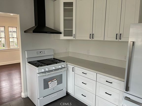 5th image of 4467 Victoria Park Dr #4467