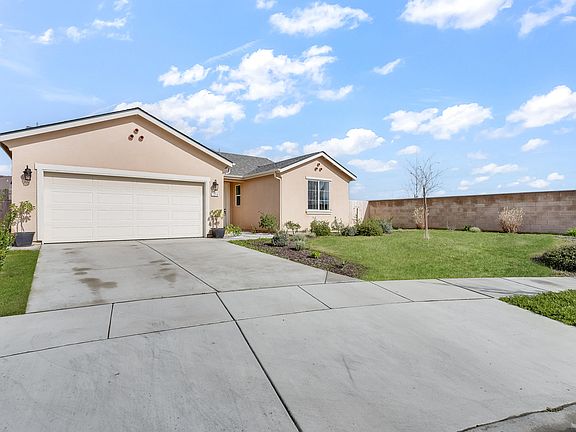 3rd image of 1314 W Sawtooth Place