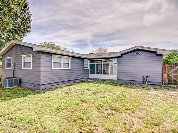 4th image of 200 Phoenetia Dr