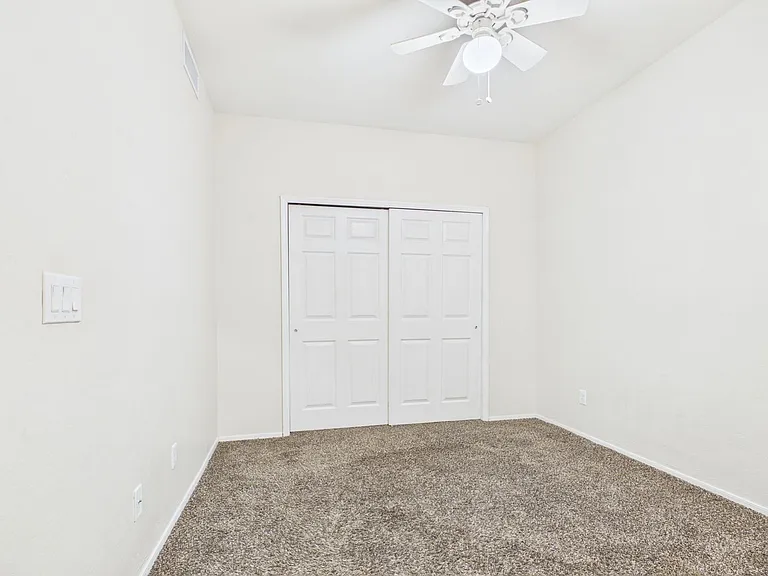 2130 W Hunter Ct #141 — Photo 16