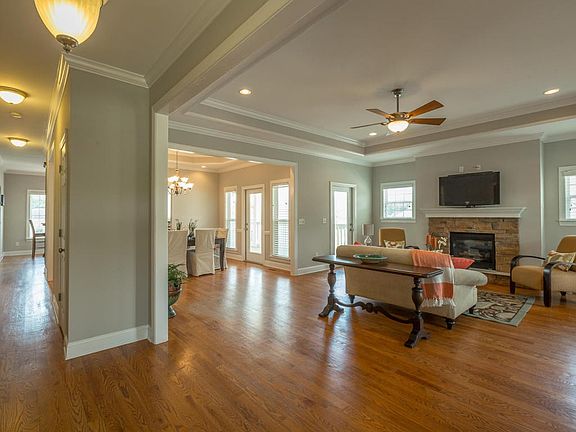 276 Horse Creek Drive-1