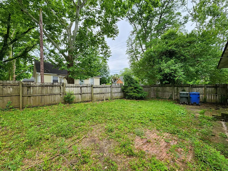3015 Clark St — Photo 19