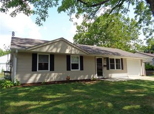 62 Crestwood Dr, Mooresville, IN 46158