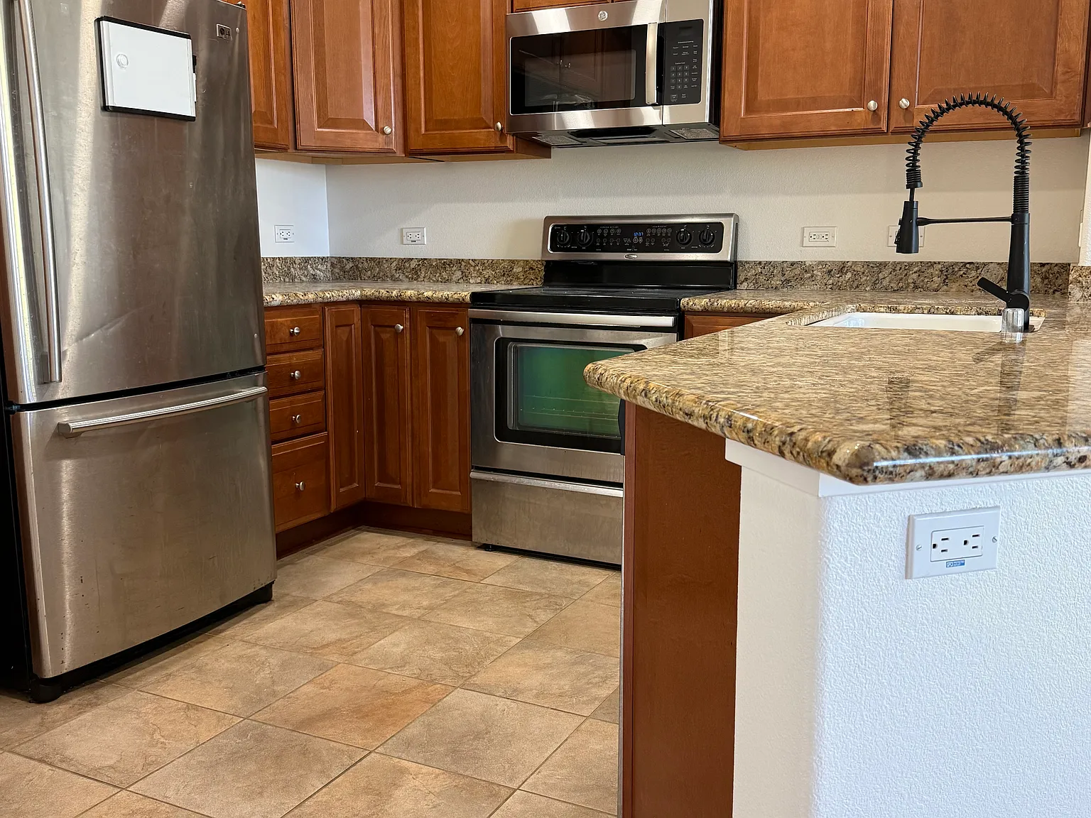 2 bed, 1274 sqft, $4,000 — Photo 4