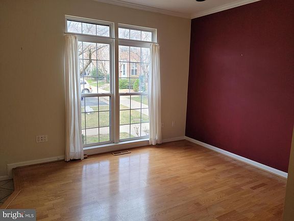 2nd image of 13229 Lake Geneva Way #13229