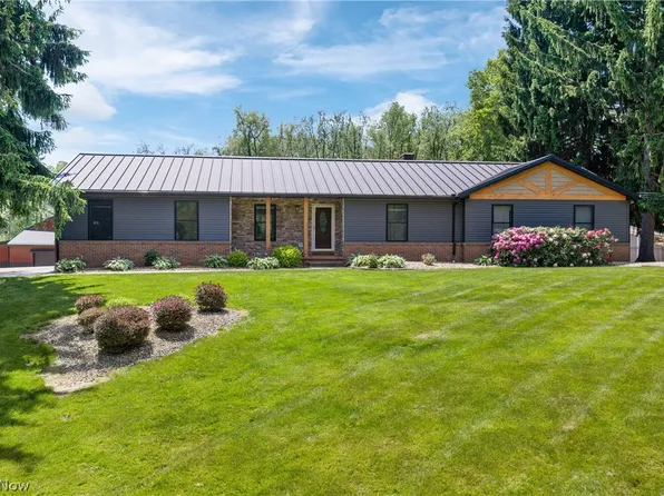 408 Center Rd, New Franklin, OH 44319