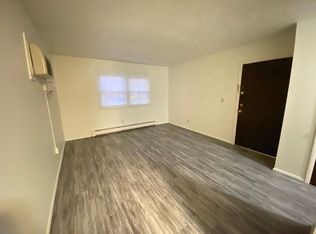 1106 McLean, Bloomington, IL 61701