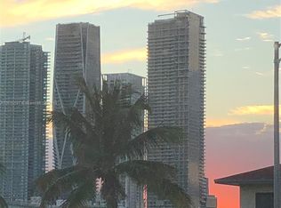 79 SW 12th St #1012, South Miami, FL 33130