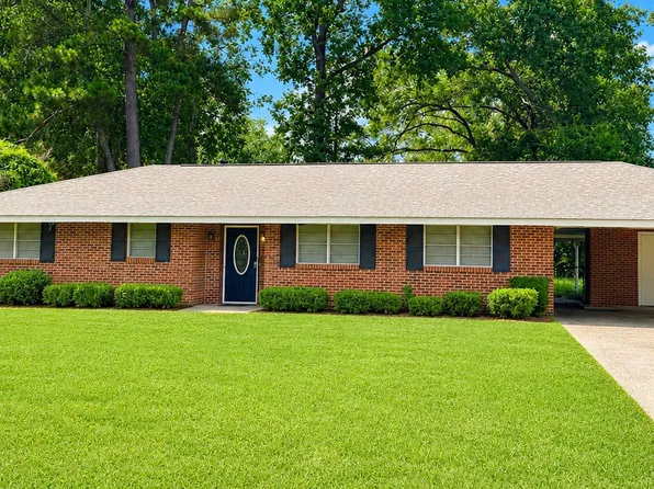 9935 Buena Vista Dr, Baton Rouge, LA 70815