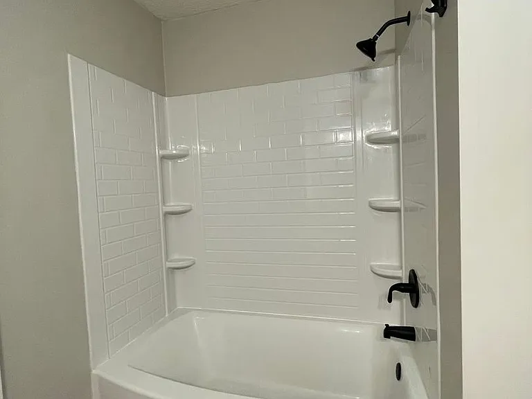 125 N Fairwood Ave — Photo 11