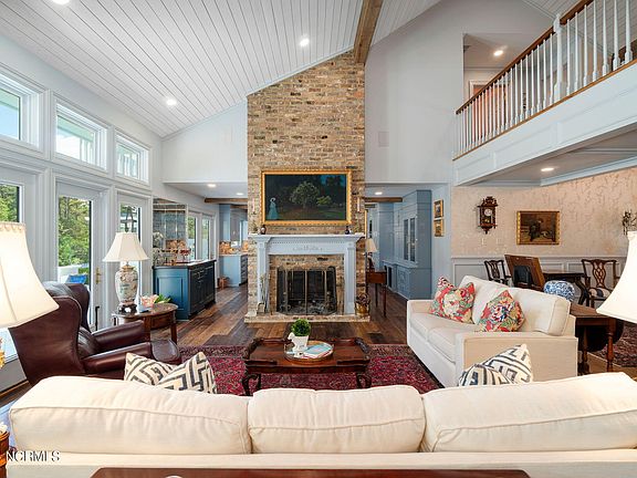 4th image of 5214 Webb Court