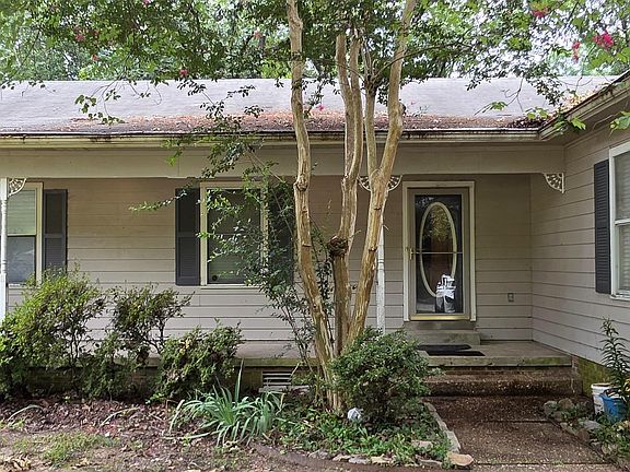 3rd image of 38 Morrison Ct