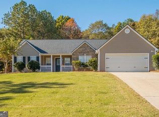 432 Winston Manor Dr, Winder, GA 30680