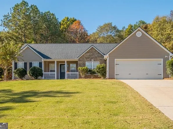 432 Winston Manor Dr, Winder, GA 30680