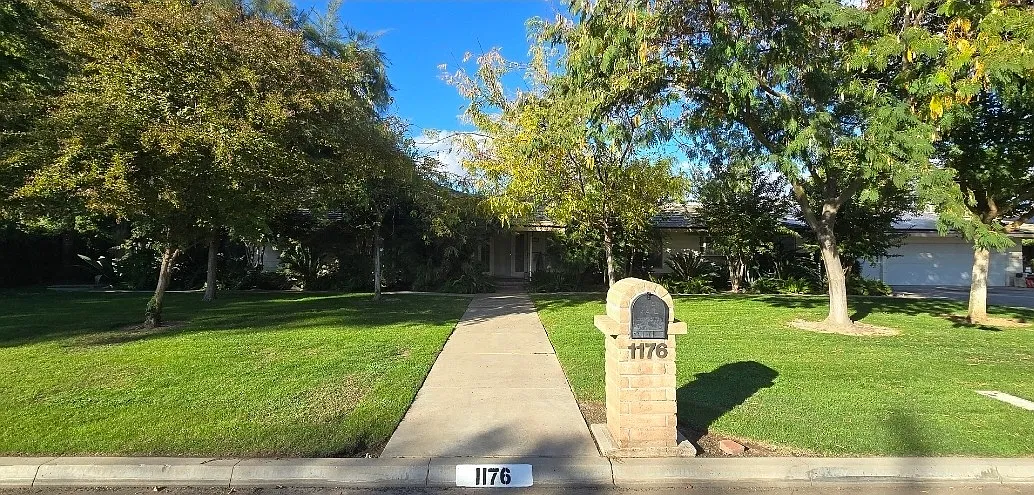 5 bed, 3972 sqft, $3,200 — Photo 1