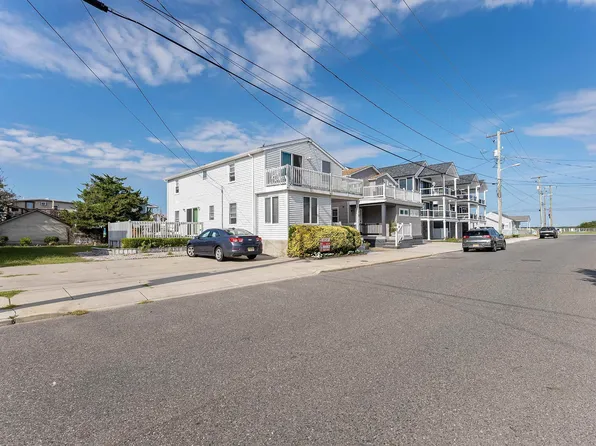 118 W Rosemary Rd, Wildwood Crest, NJ 08260