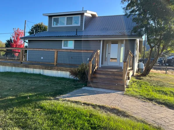 104 Highway 82, Lostine, OR 97857