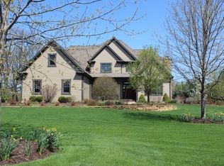 1507 Providence Dr, McHenry, IL 60051