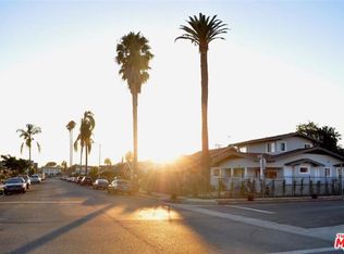 1301 W 40th Pl, Los Angeles, CA 90037