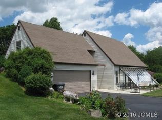 1782 E Telegraph Hill Rd #R, Madison, IN 47250