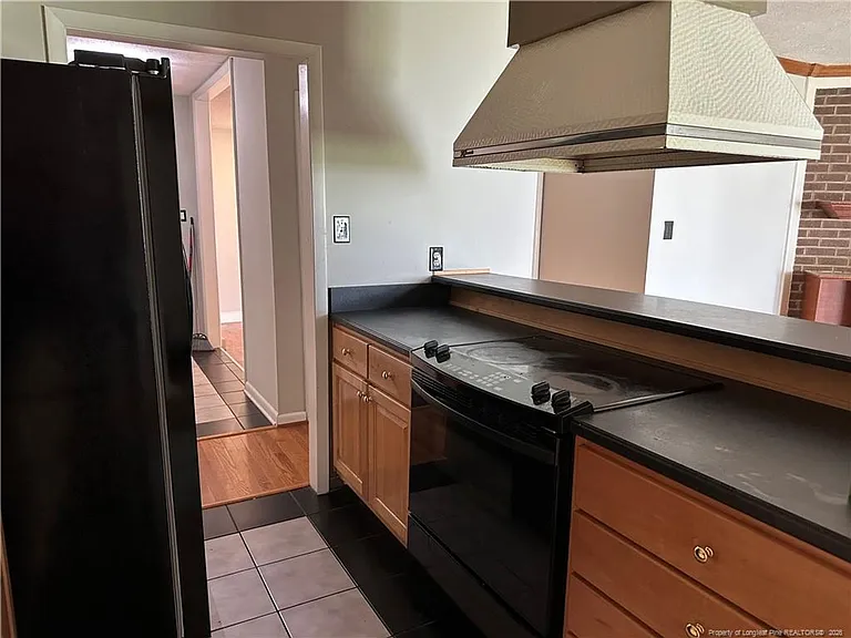 1601 Bluesprings Rd — Photo 12