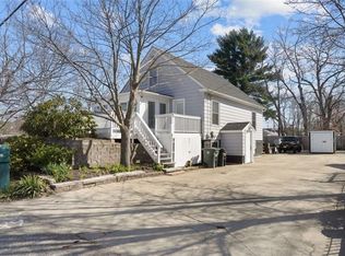 2 Idaho St, Coventry, RI 02816