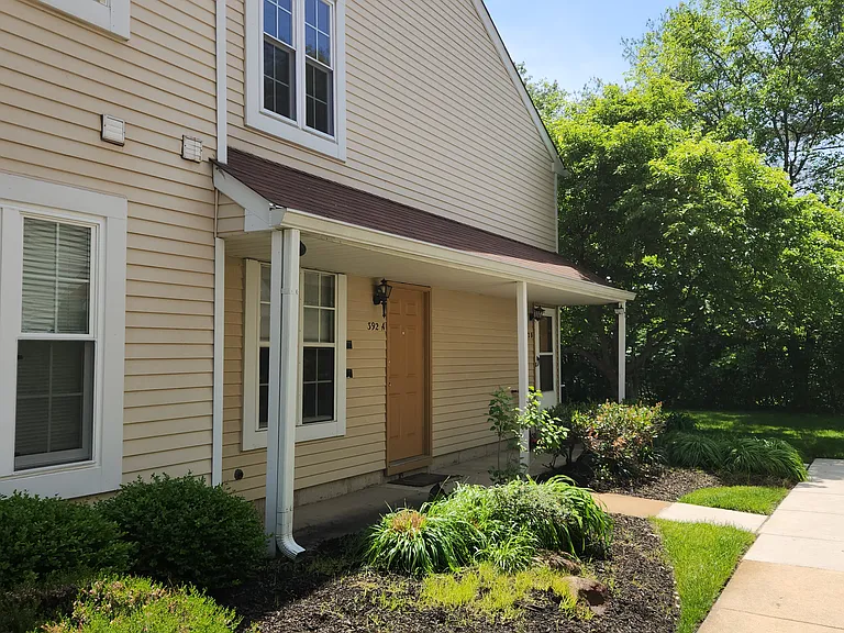 392A Delancey Pl #A — Photo 2