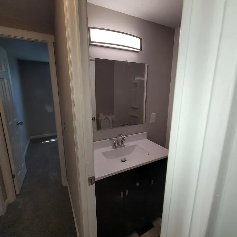 804 Westbourne Ave — Photo 4