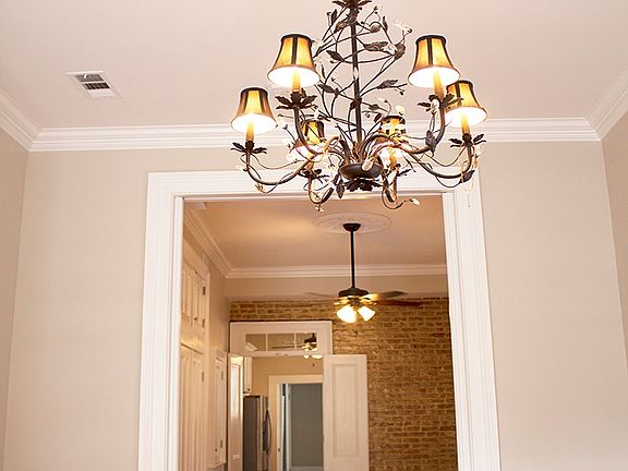 5th image of 1119 Bourbon St #6