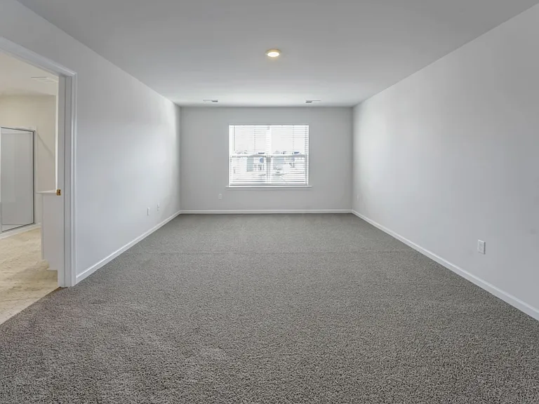 521 Grantham Dr — Photo 13