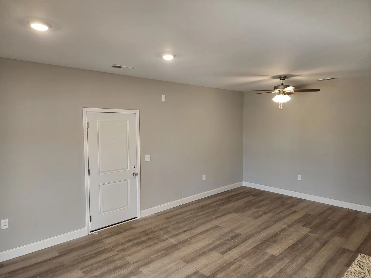 New Construction--2 Bed 2 Bath — Photo 2