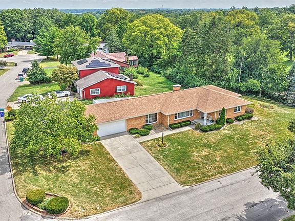 2nd image of 29 Allen Bend Dr
