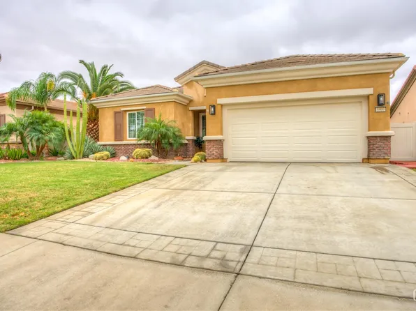 5900 River Birch Dr, Bakersfield, CA 93306